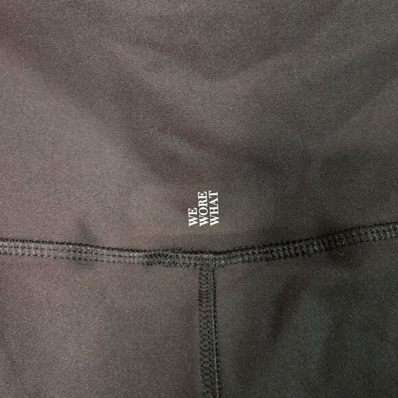 NWT WeWoreWhat Womens Lace-Up Biker Shorts Black Medium Athletic Exercise Workou - Picture 6 of 9